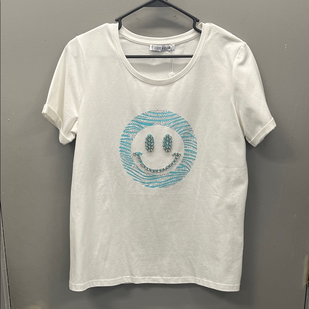 White Short Sleeve Tee with Blue Smiley Face—Make an OFFER!